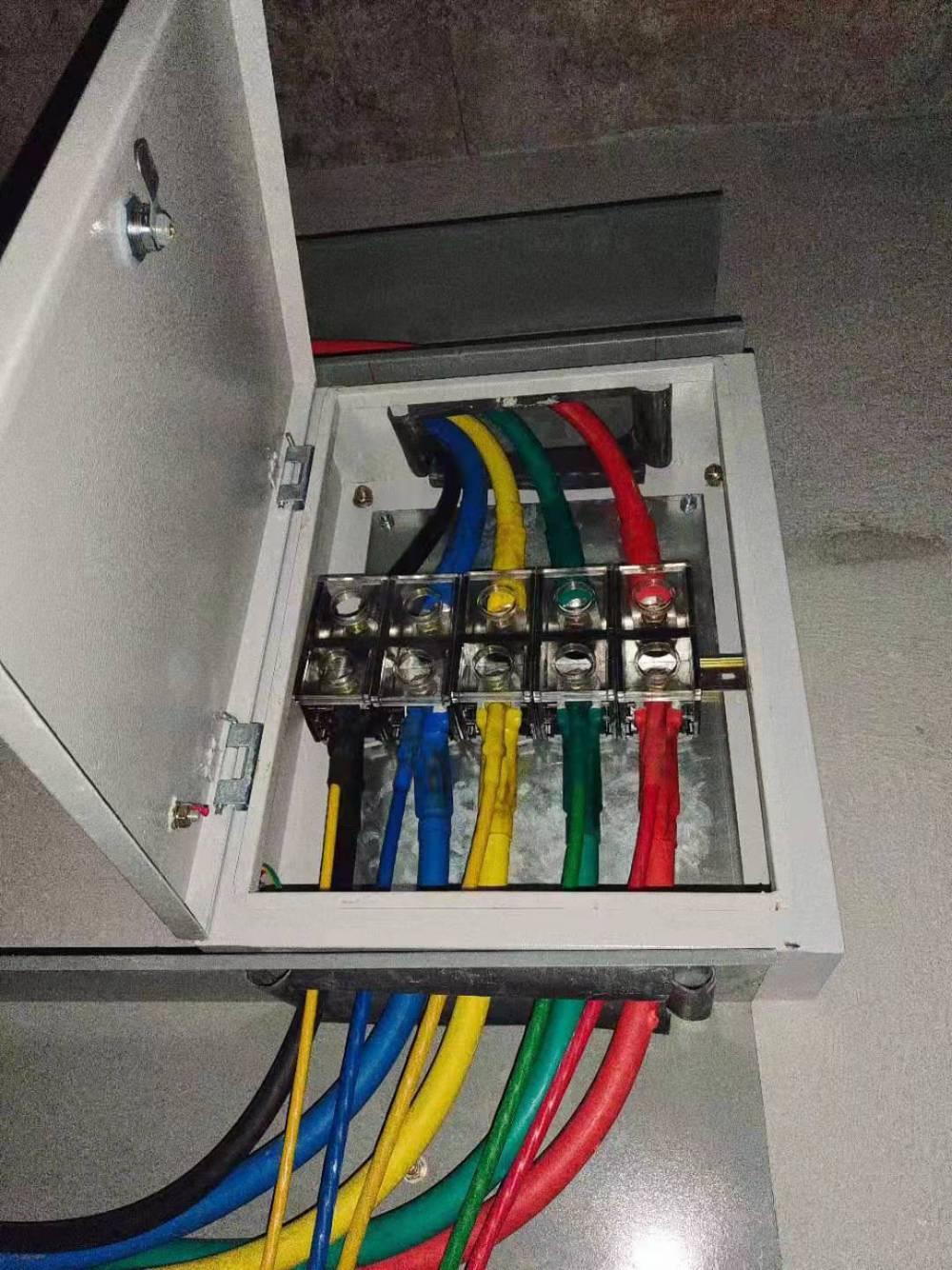 专业压电缆头 压矿物质电缆头 电缆头制作安装施工队