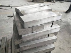 Lead blocks available for custom cutting, lead sheets direct sales in stock.
