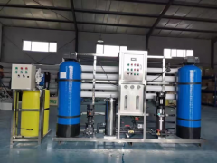 What criteria should be considered when selecting water purification equipment?