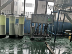 大邱庄桶装水厂已安装1T/H纯净水设备