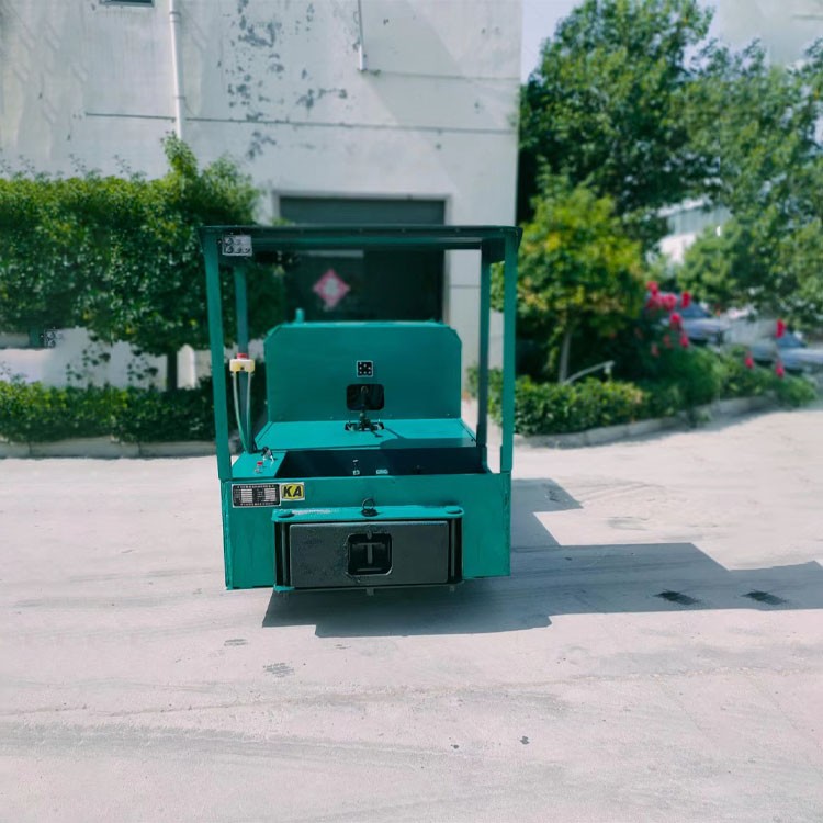 CCG3矿用标准型柴油机车  矿用轨道运输车  井巷牵引车