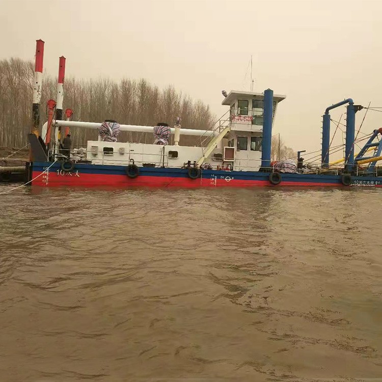 Dredging vessel