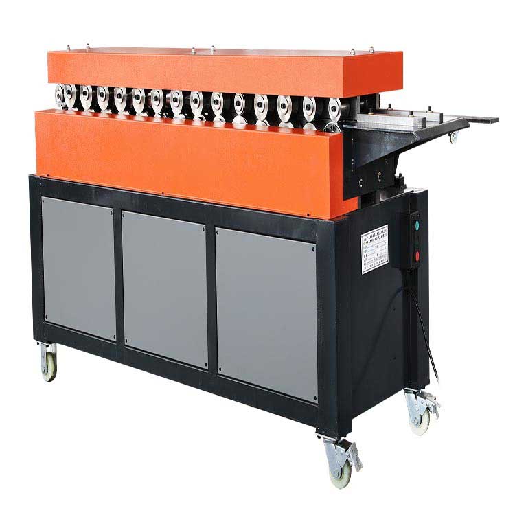 不锈钢共板法兰机。