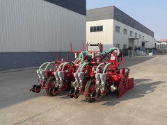Air Vacuum Radish Seeder