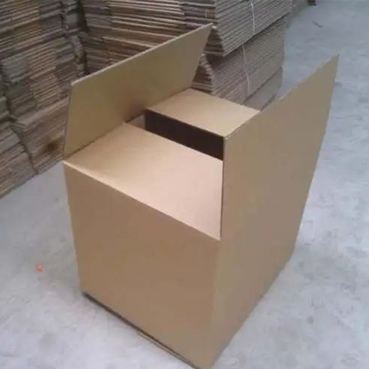 纸箱