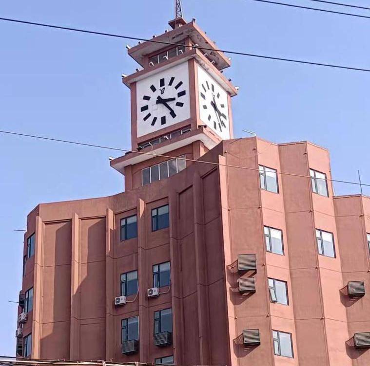 室外报时大钟表 钟楼大钟 建筑钟表售后维修 科信母钟功耗45w