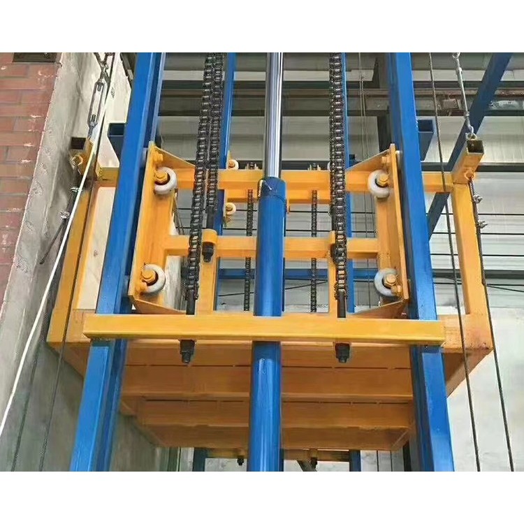 导轨式升升降货梯实景图