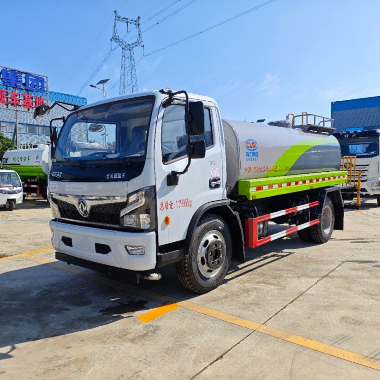 东风9方洒水车