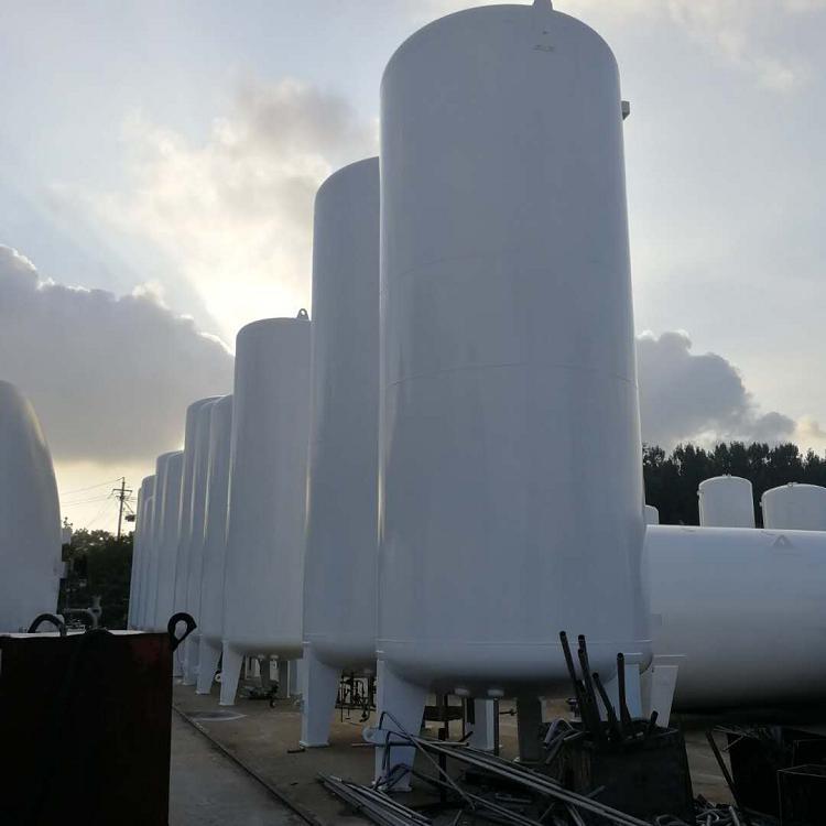 Hefei Liquid Nitrogen Tank, made of 304 stainless steel