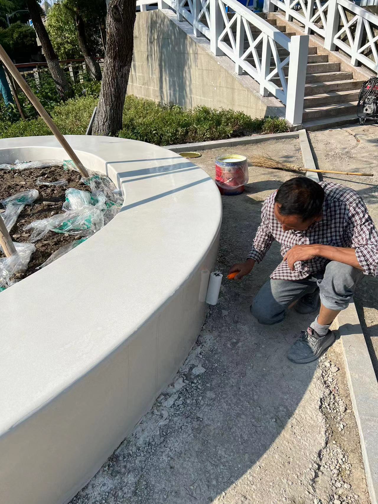 南京园林景观真石丽泰科石防腐木坐凳 异形花坛批筑+施工指导