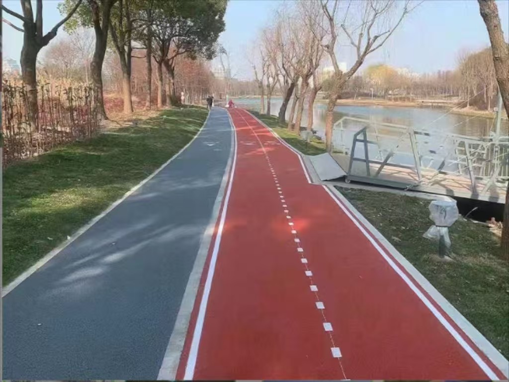 乐清市胭脂红透水性铺装材料 大孔隙透水路面排水速度快