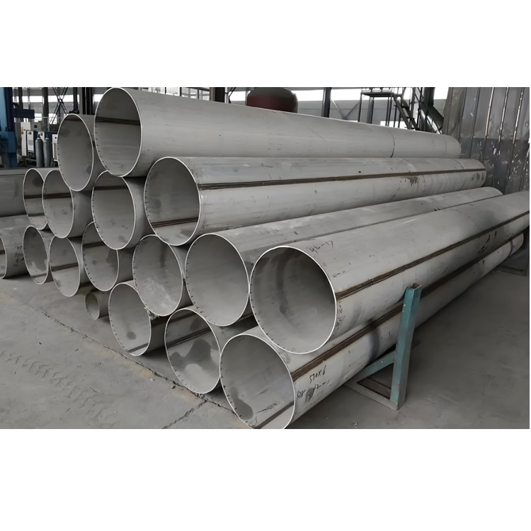 Welded pipe