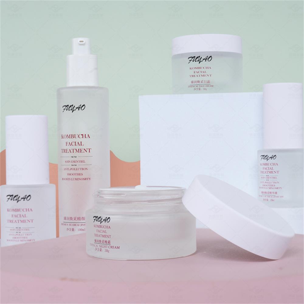 广州化妆品玻璃瓶高温丝印加工厂