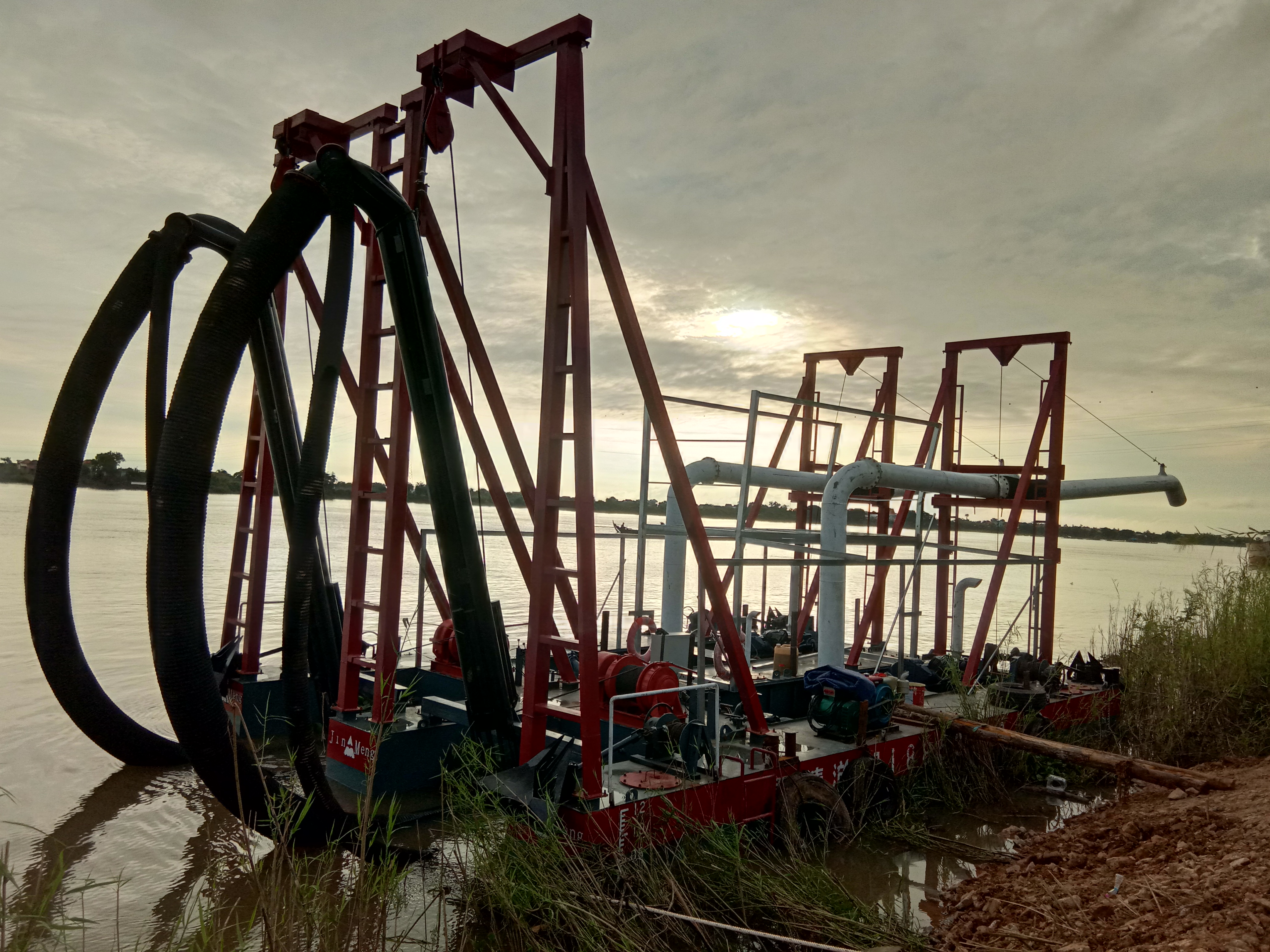 探秘TOP潍坊金盟机械制造有限公司：抽沙船领域的专业力量