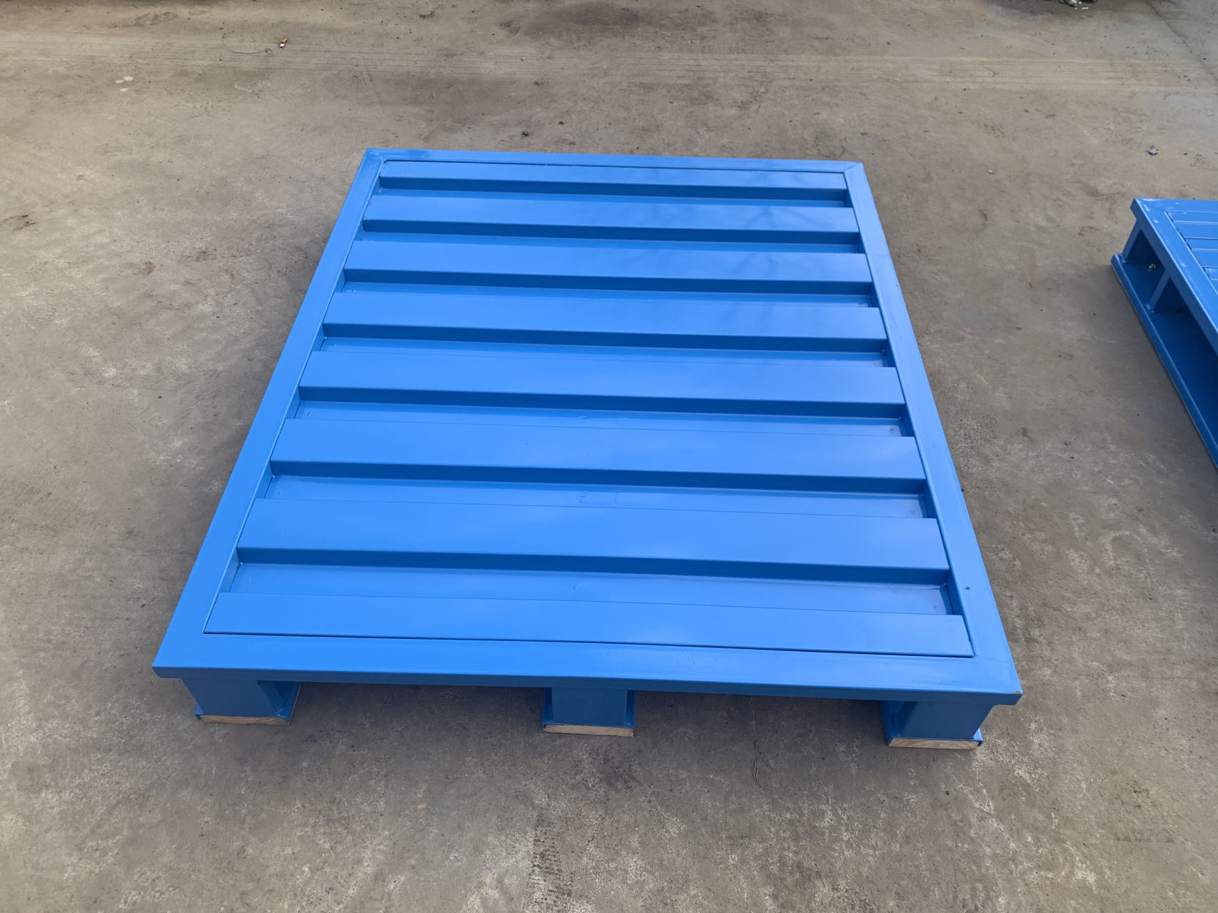 Top江苏镀锌托盘供货商：南京蓝宇达仓储设备解析