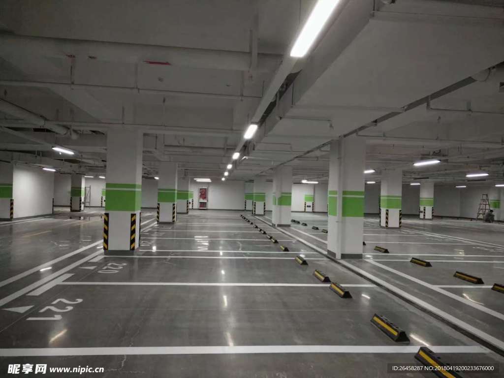 密封固化地坪施工现场