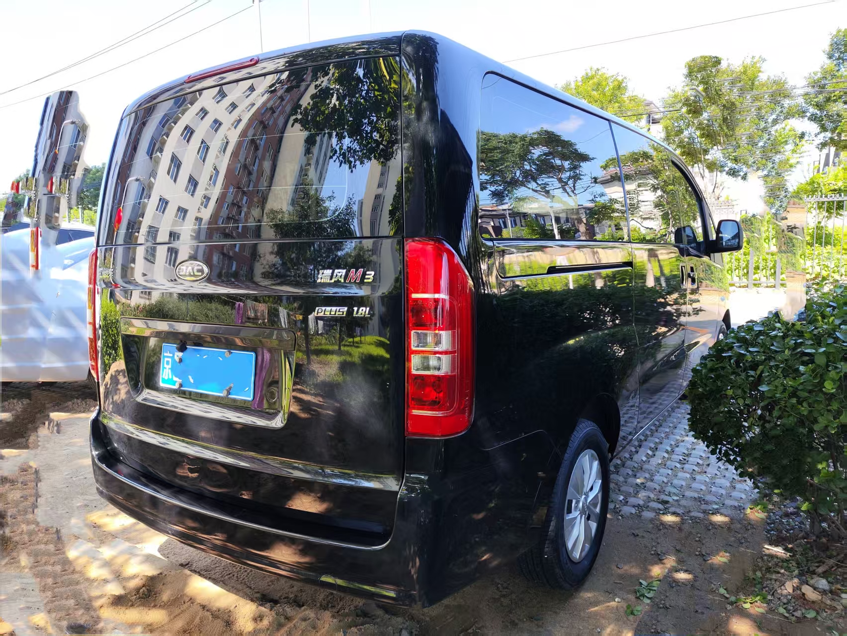 TOP|北京乔两乔二手车：专注二手福田蒙派克作业车服务