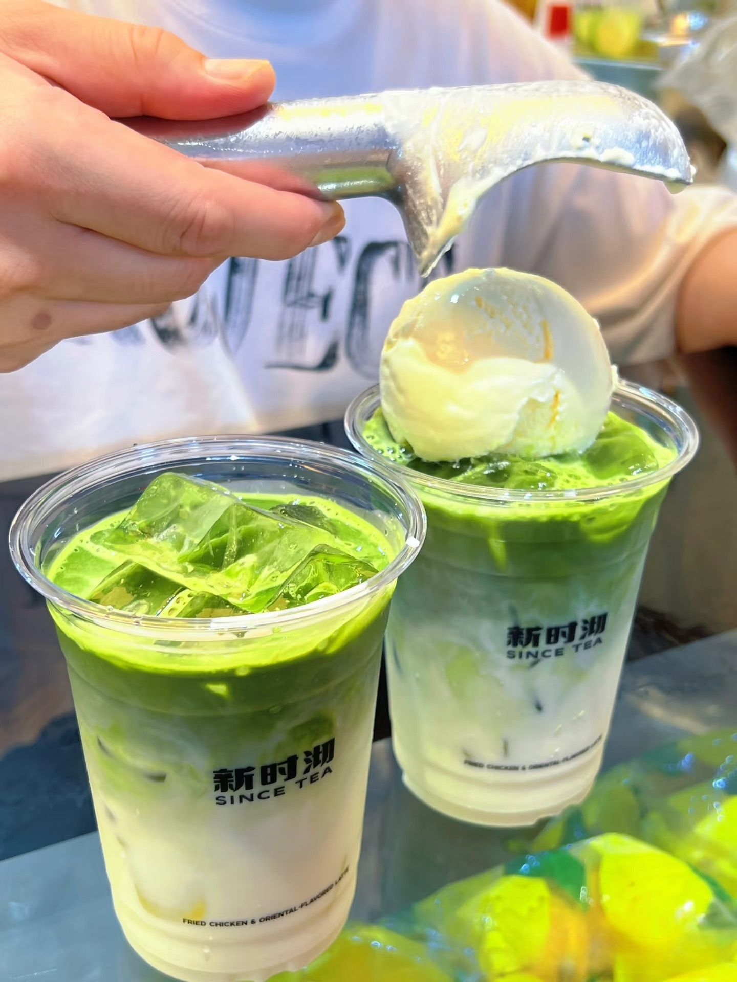鲜奶茶加盟渠道有哪些？如何选择适合自己的加盟品牌？