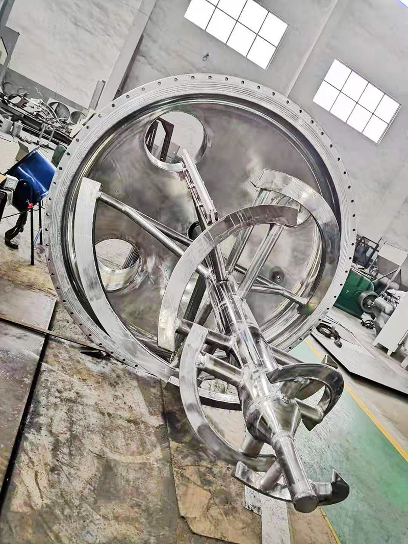 单锥螺带锥形真空干燥机外部