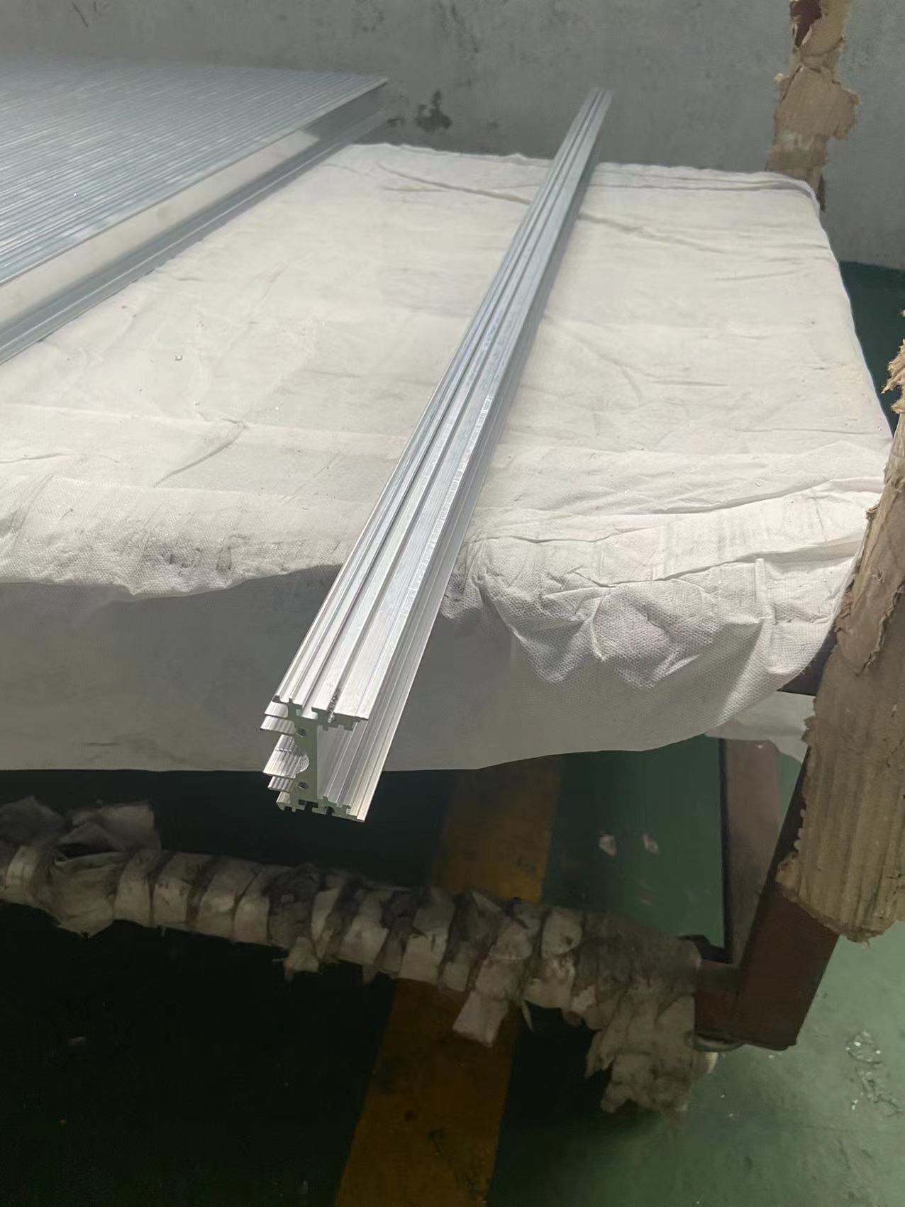 江阴市鼎杰铝业有限公司：灯饰铝型材的可靠之选