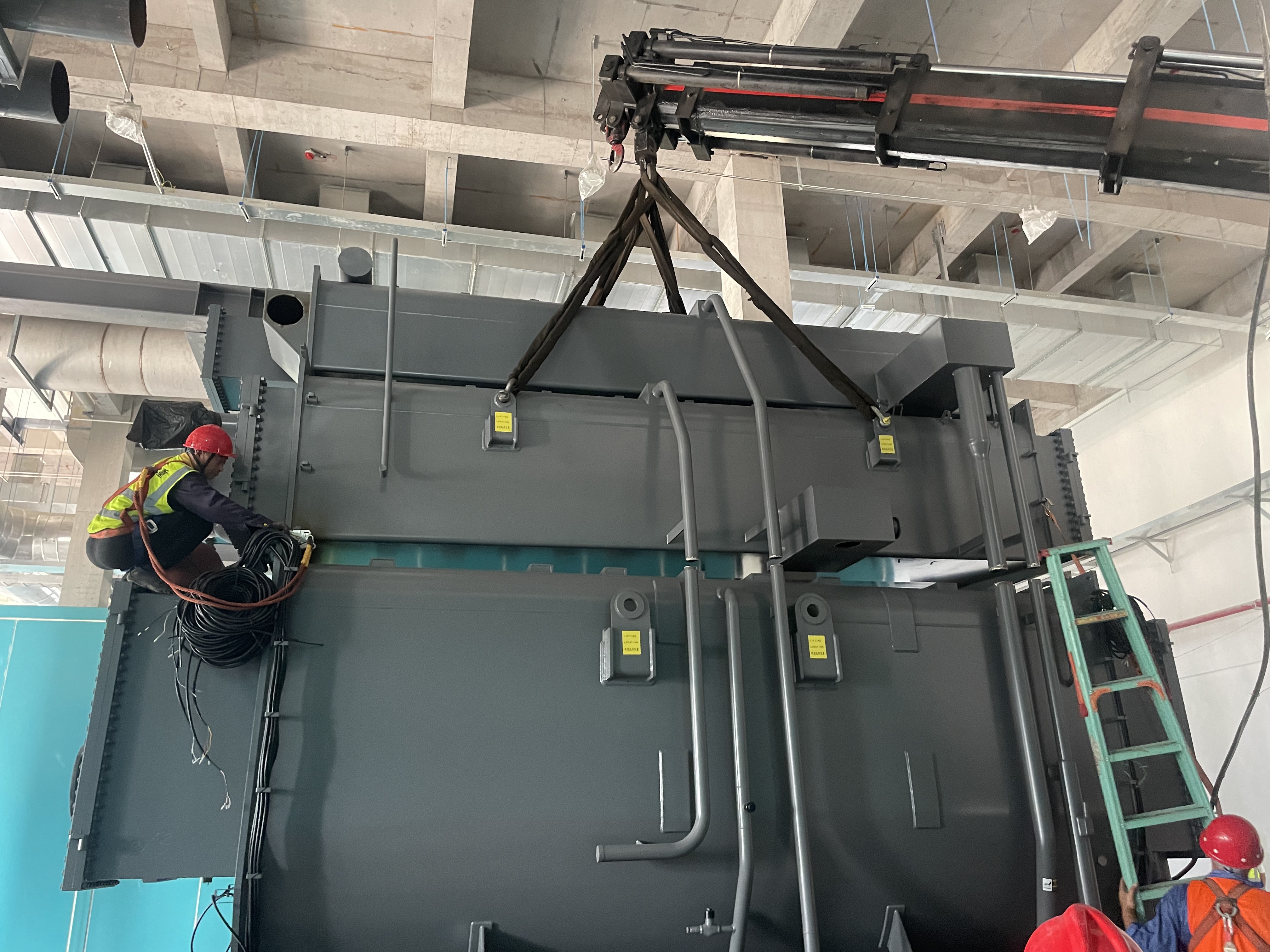 广安吊车服务现场