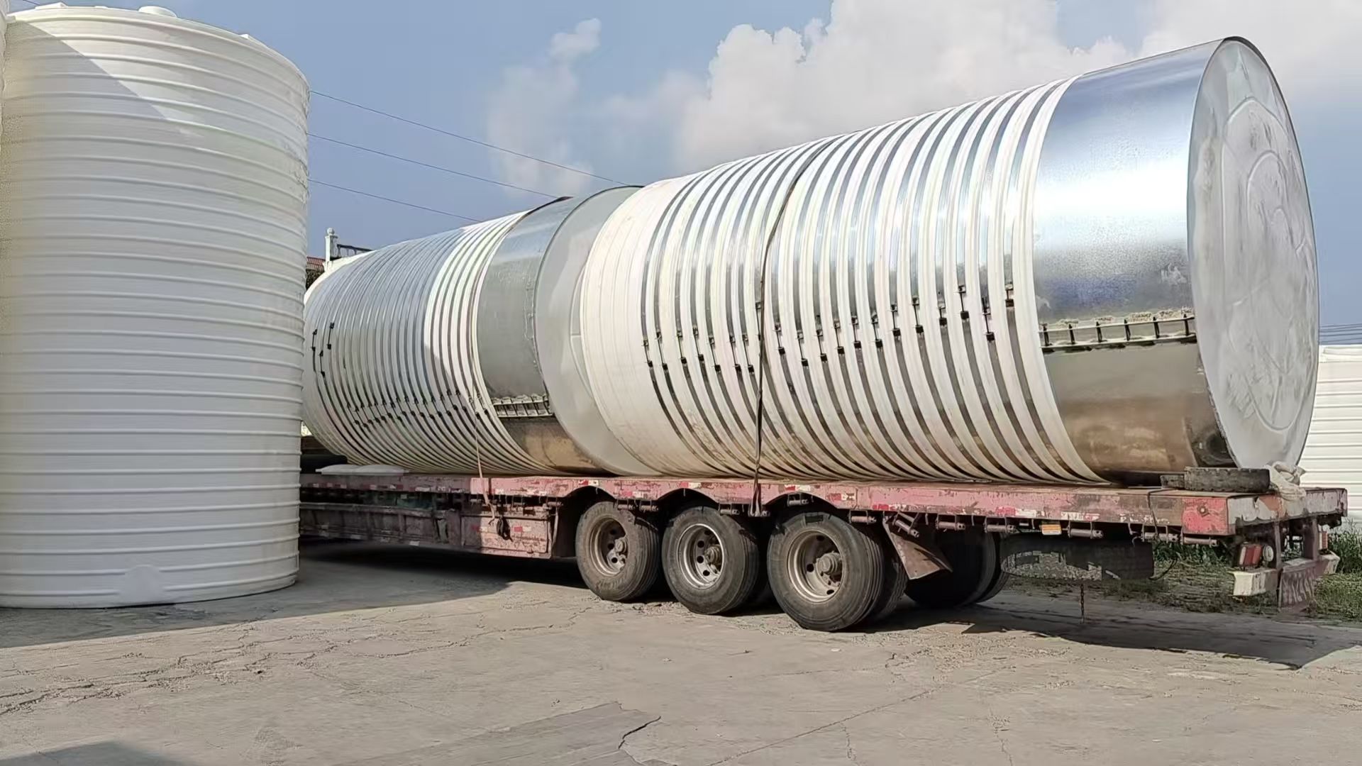 陕西商洛PE大桶 40立方酸碱废水储罐 滚塑一体成型 40吨化工储罐