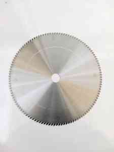 邦纳锯片：品质与创新的完美结合