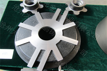 前移式叉车作业场景