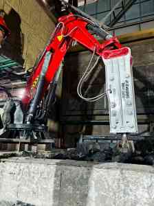 山东乾园机械有限公司：专业液压破碎锤定做厂家