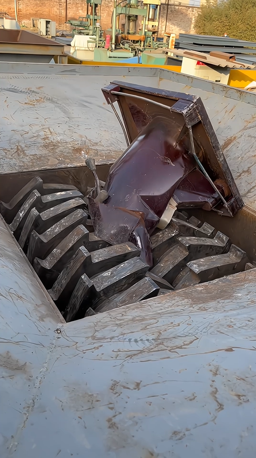 双轴撕碎机图片