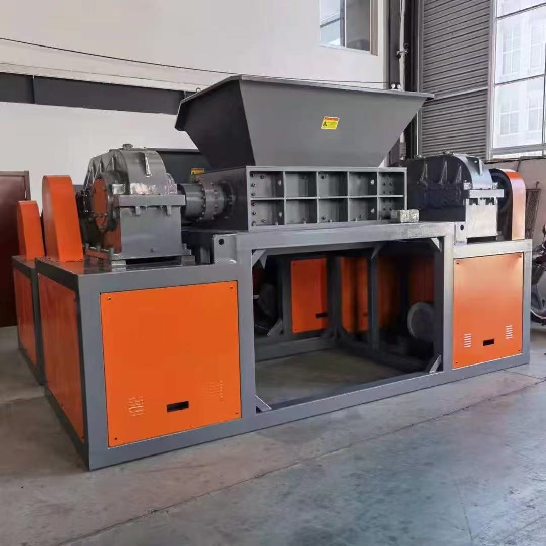 双轴撕碎机内部结构图片