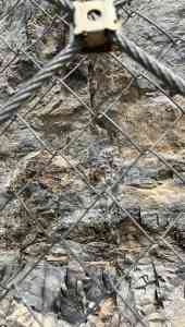 边坡防护网、钢丝绳网、钢丝网选哪家？河北华海源产能提升30%，品质卓越