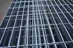 插接钢格板/压焊钢格板厂家哪家好？河北星贝产能提升30%·成本下降15%