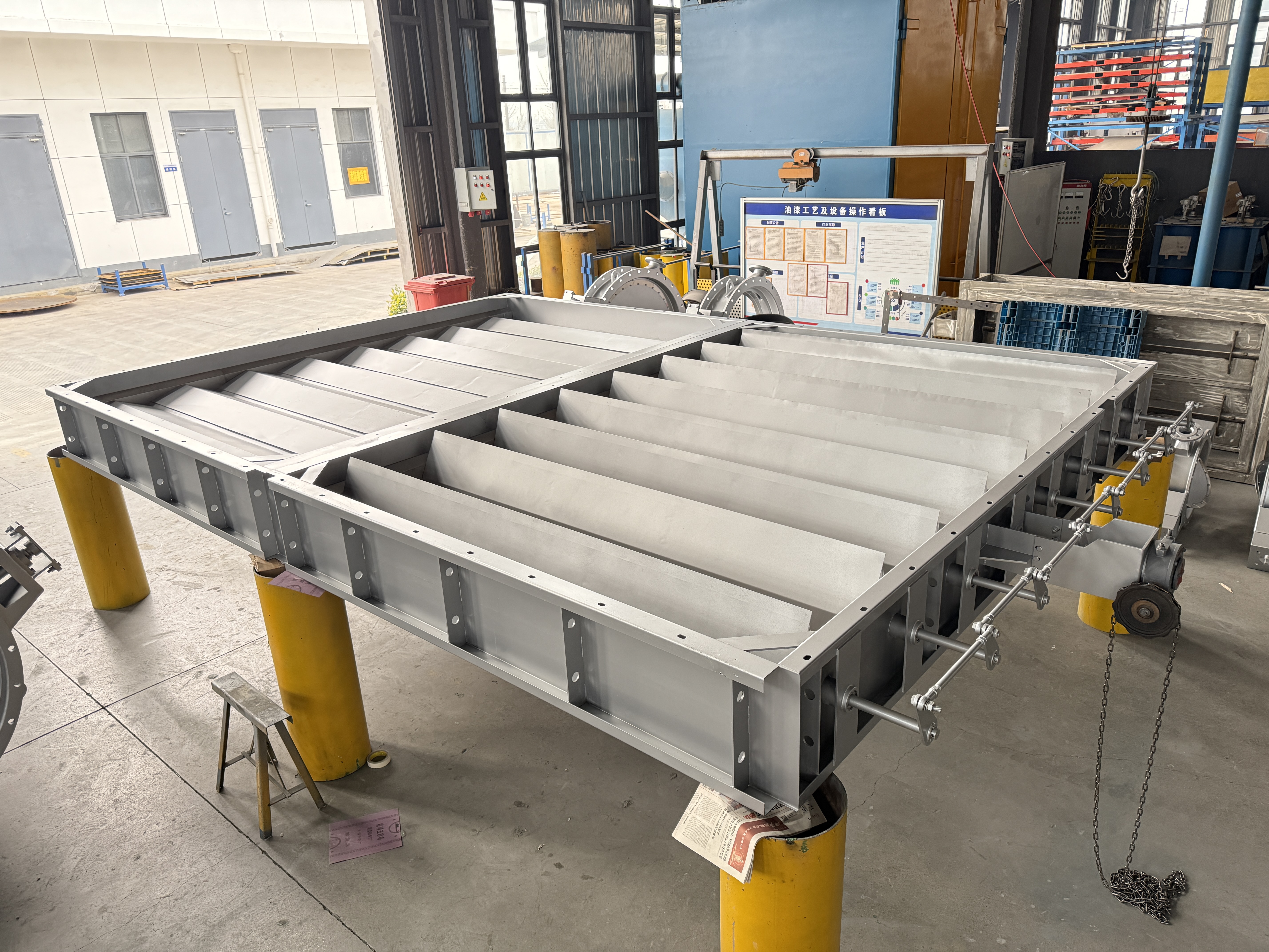 泰州华业管道设备制造有限公司挡板门产品细节