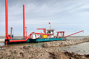 山东浩海疏浚装备有限公司挖沙船作业场景