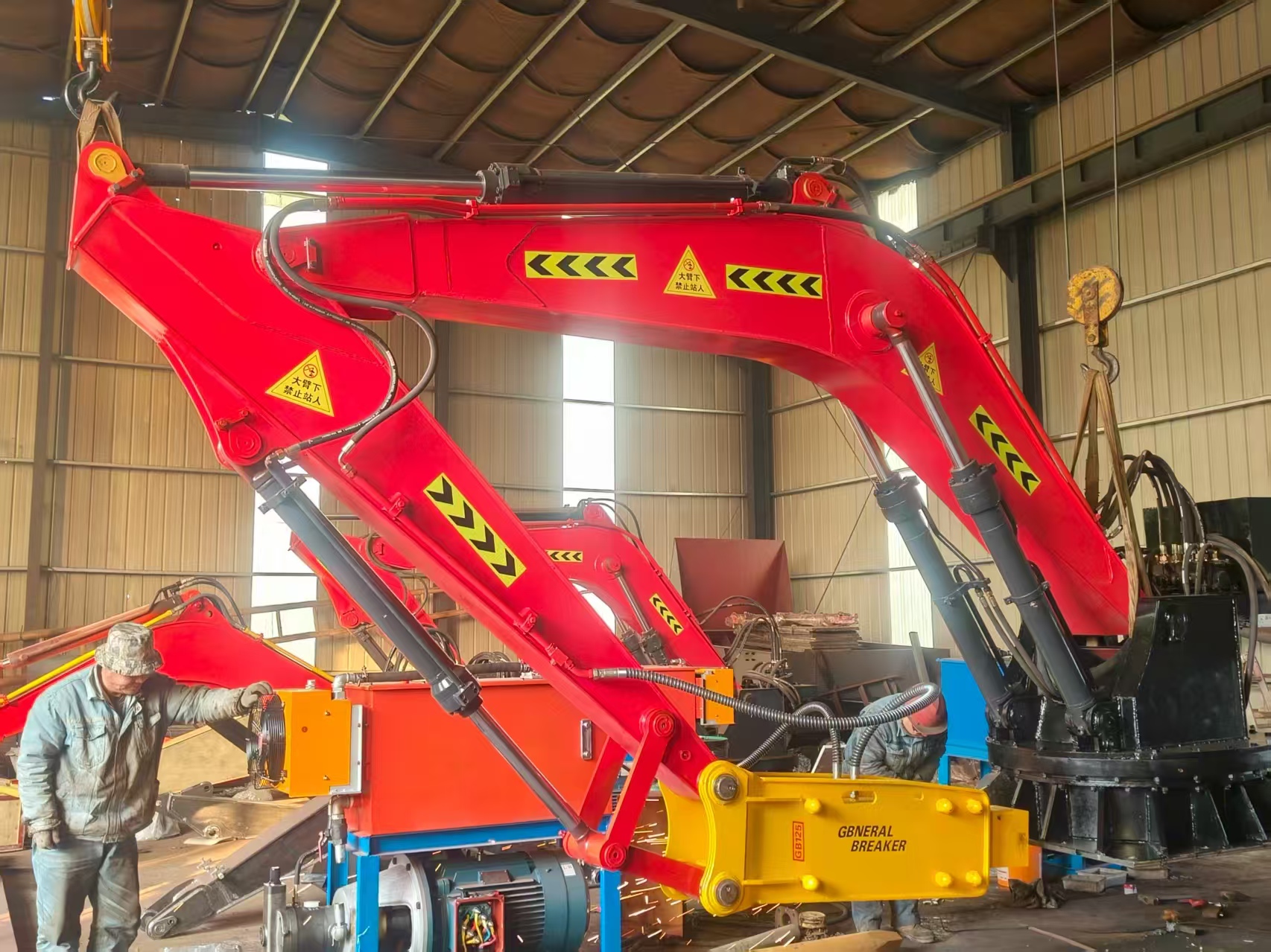 山东乾园机械破拆设备细节