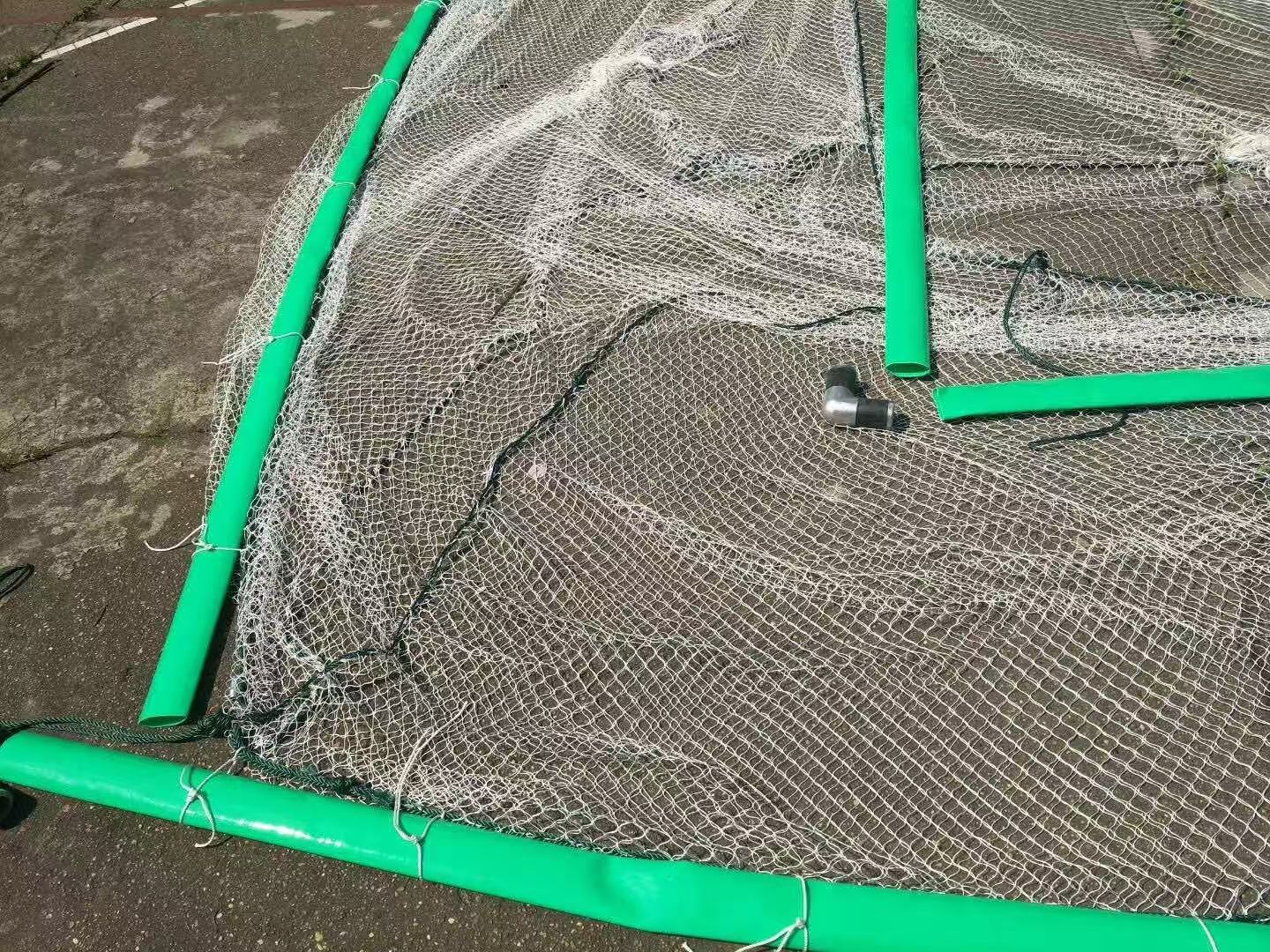 沅江市福利渔网加工厂生产场景