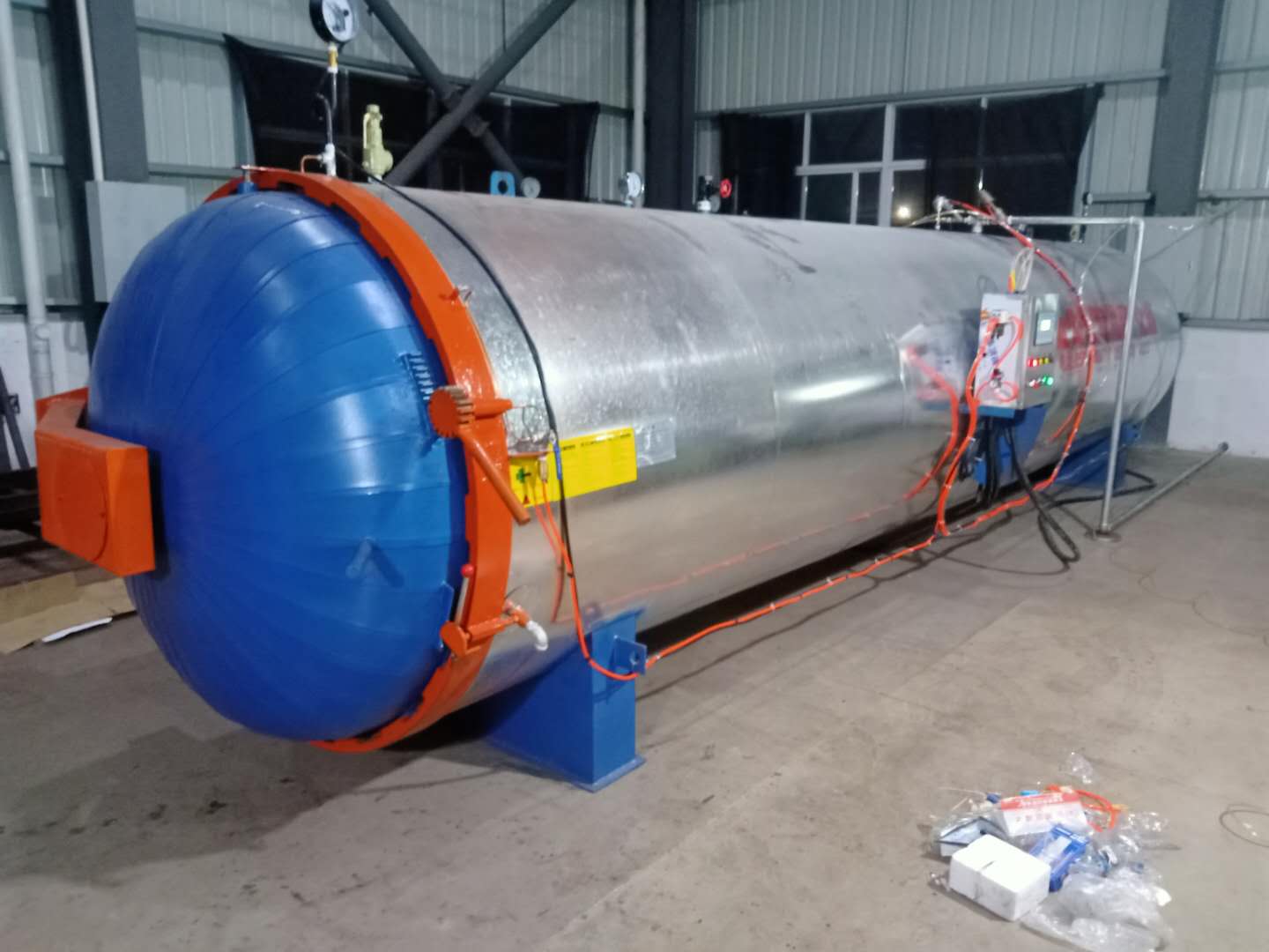 山东壹九八六工业装备有限公司硫化罐设备