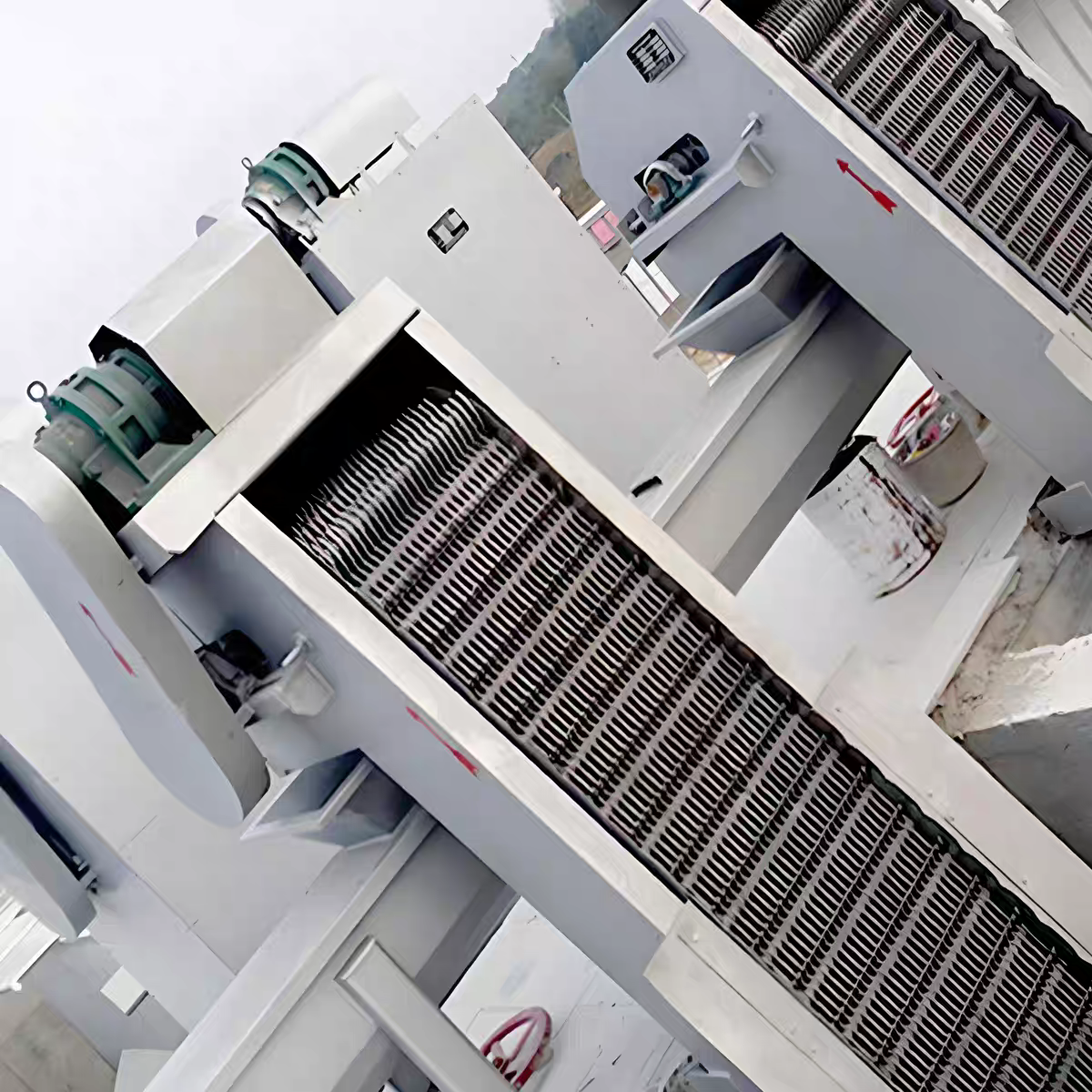 河北恒贝奥水利机械有限公司抓斗清污机产品展示