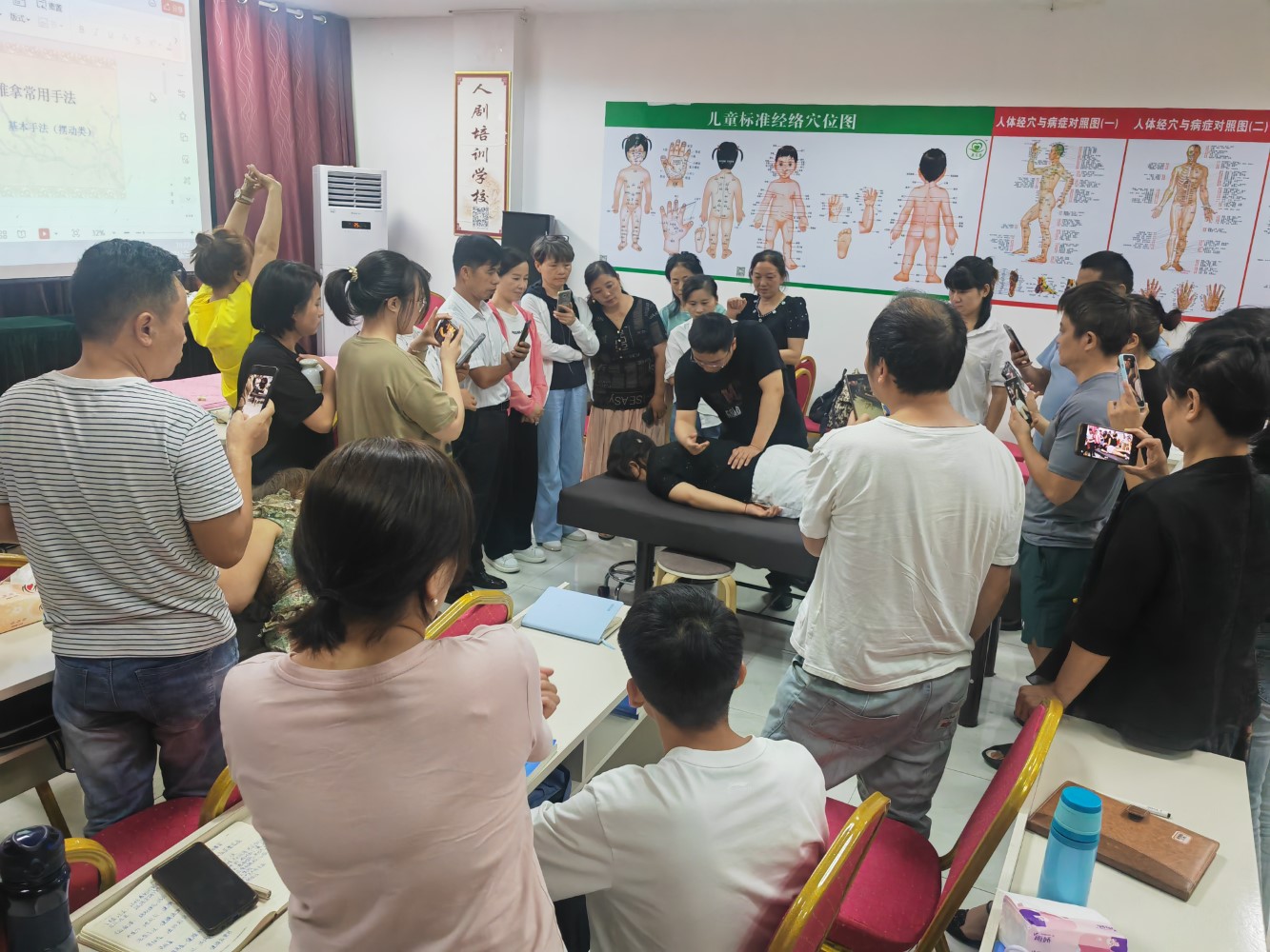 贵阳育婴师培训课堂
