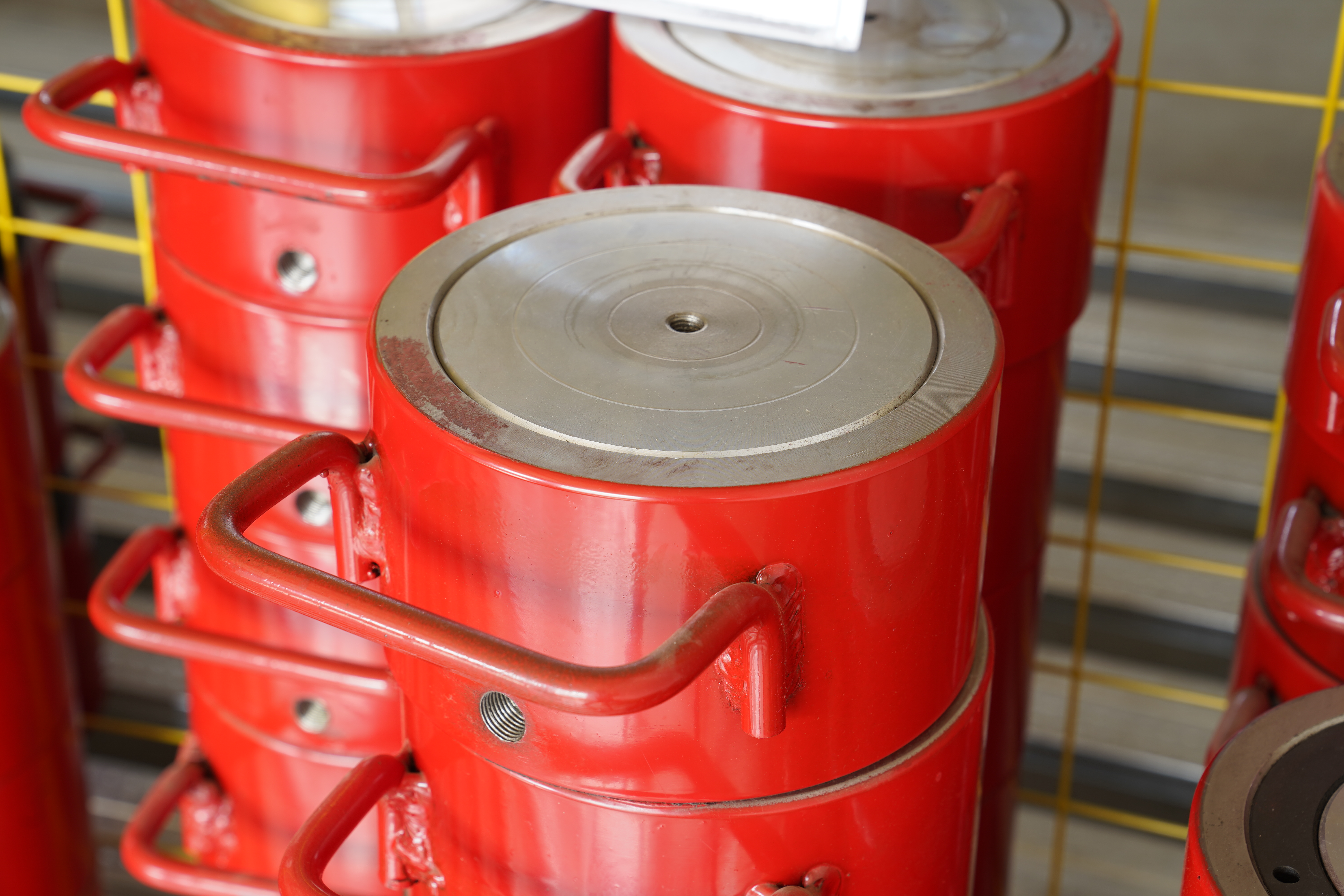 星科桥梁顶升千斤顶应用现场