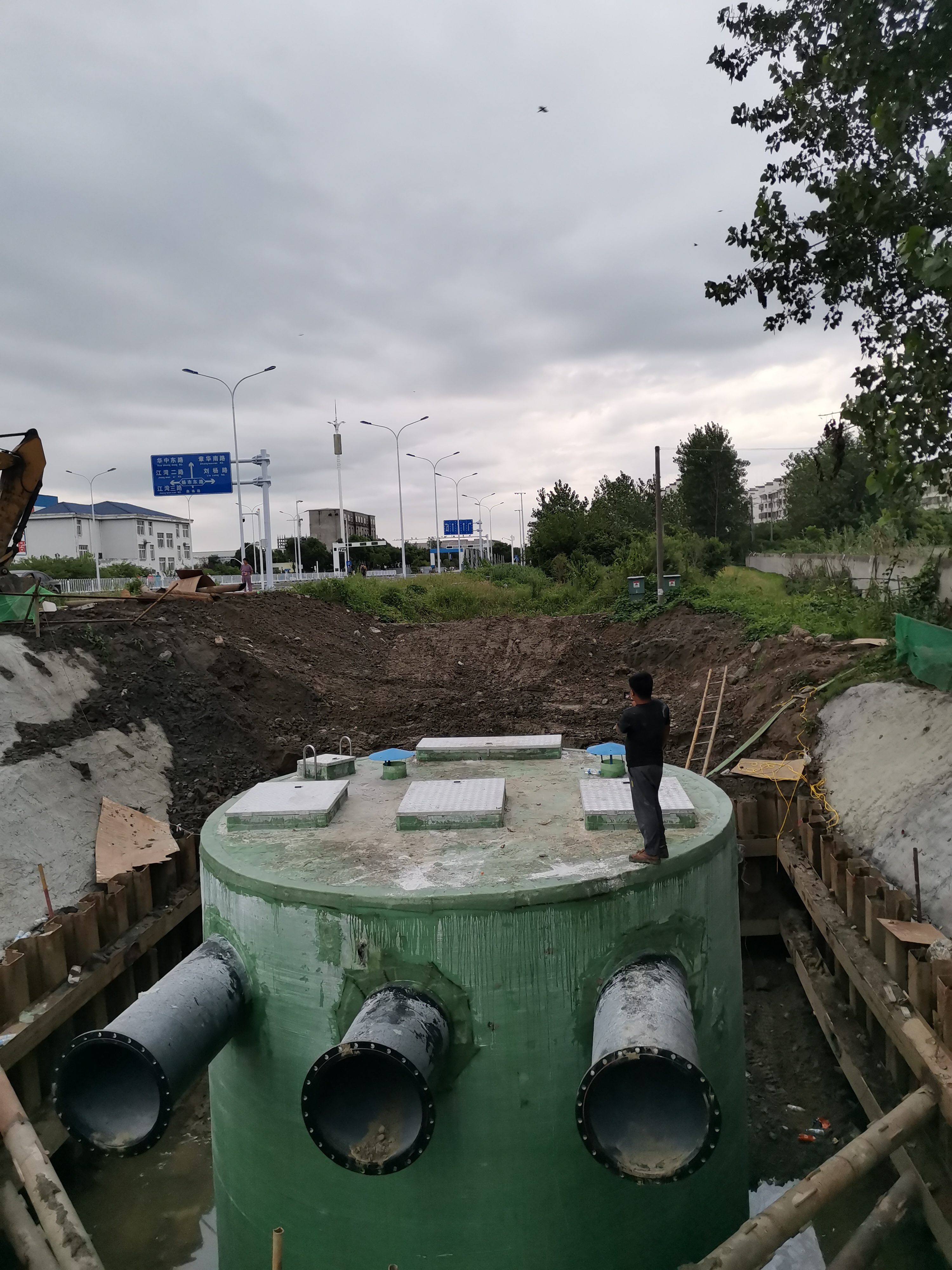 河北三江一体化泵站内部结构图