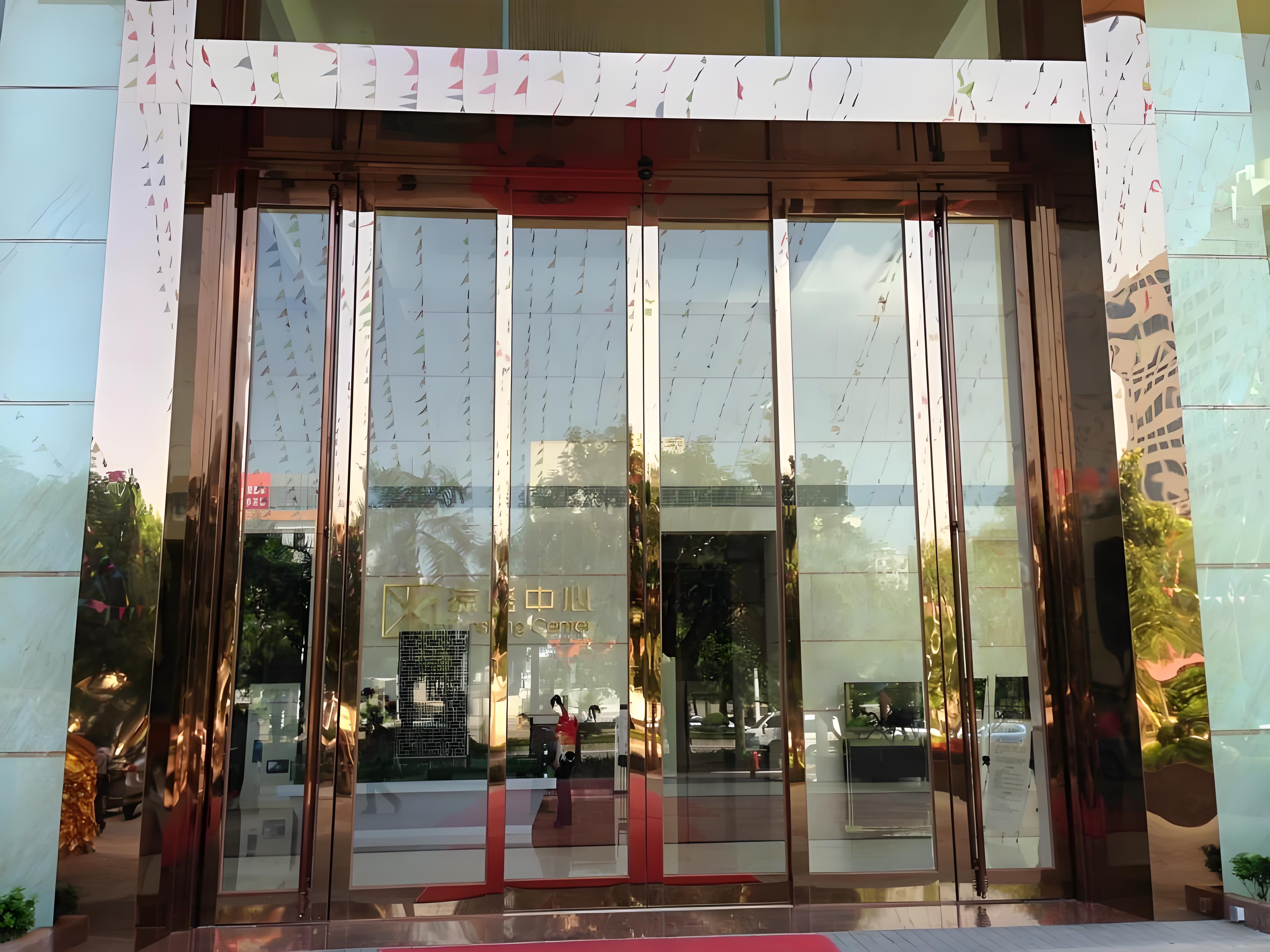 不锈钢316地弹门实拍图