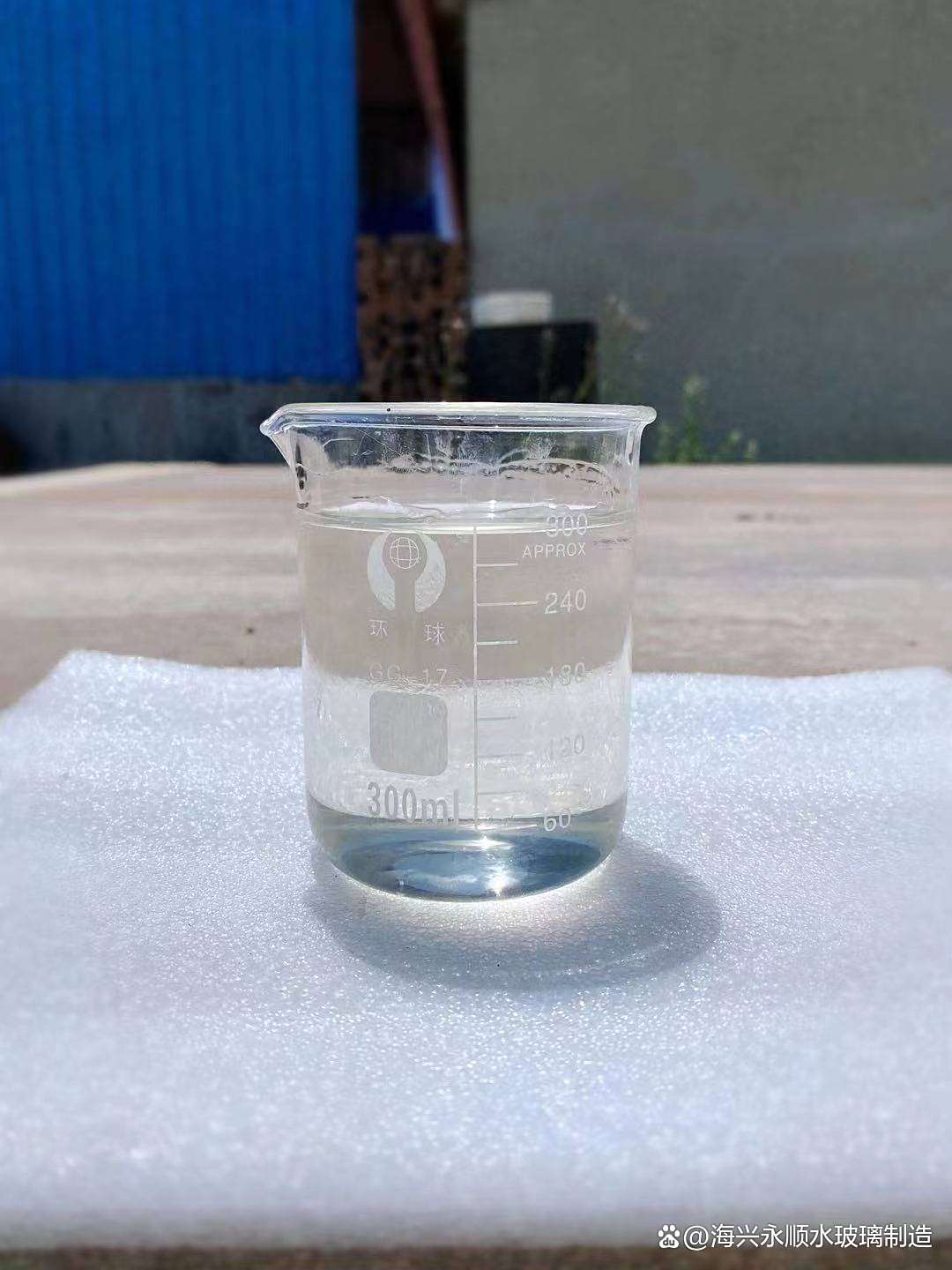 广东鑫荣水玻璃产品展示