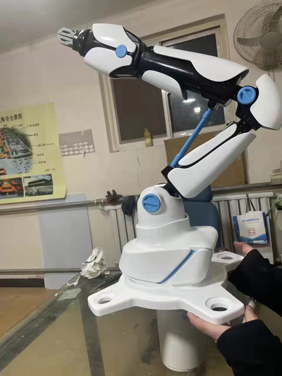 东师青鸟科技零件研发3D打印设备