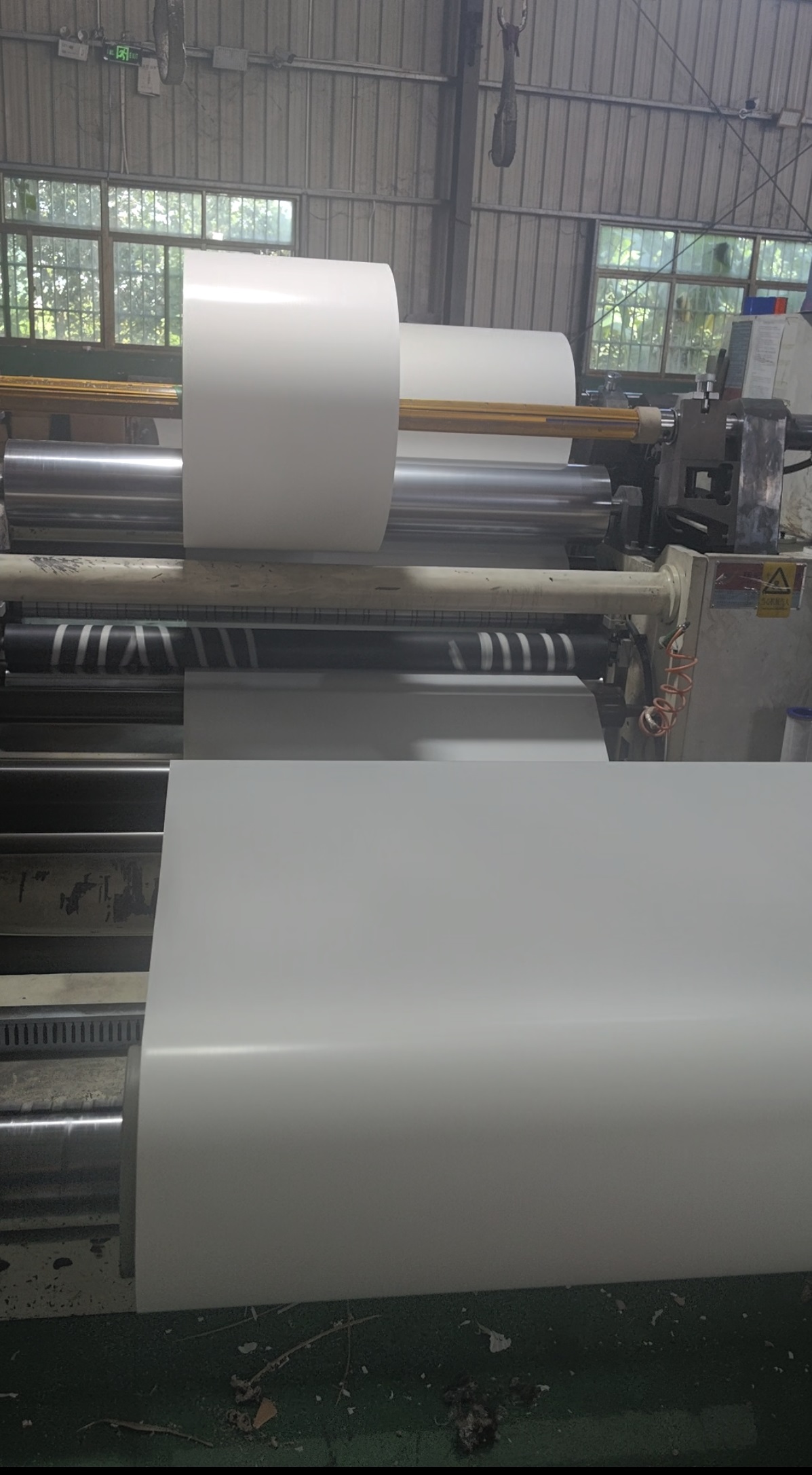广东展艺纸业仓储物流