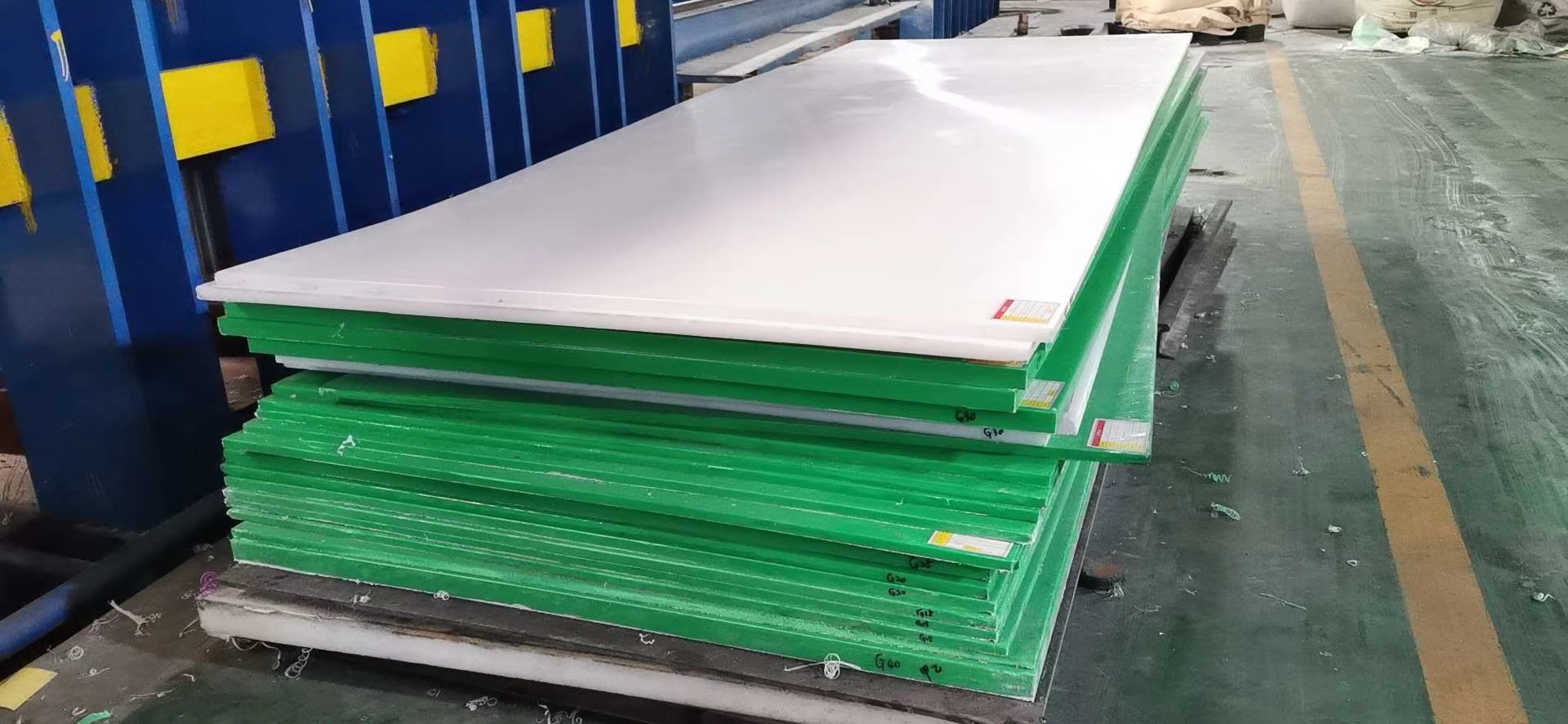 德州丰通橡塑生产车间