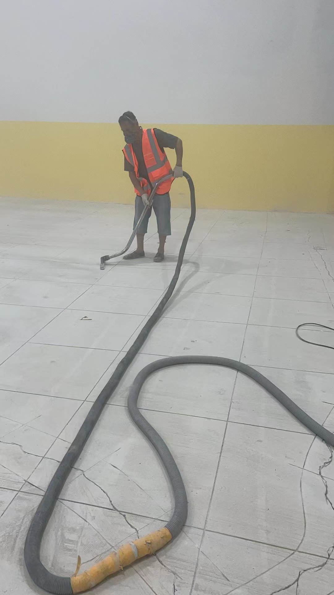 卓诚地坪生产车间