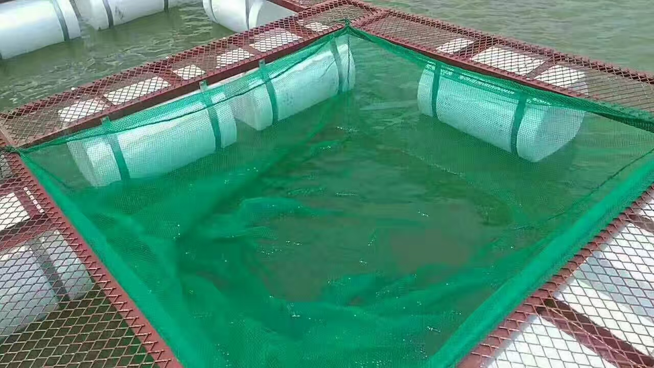 沅江市福利渔网加工厂生产场景