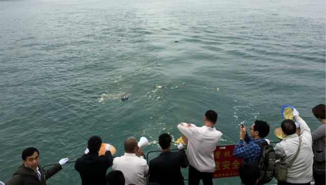 海葬服务场景图